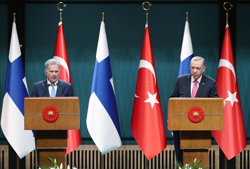 Thổ Nhĩ Kỳ xúc tiến phê chuẩn Phần Lan gia nhập NATO